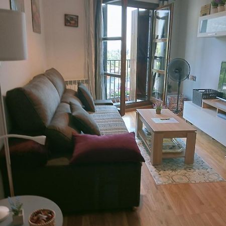 El Capricho De Bego Appartement Biescas  Buitenkant foto