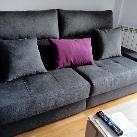 El Capricho De Bego Appartement Biescas  Buitenkant foto