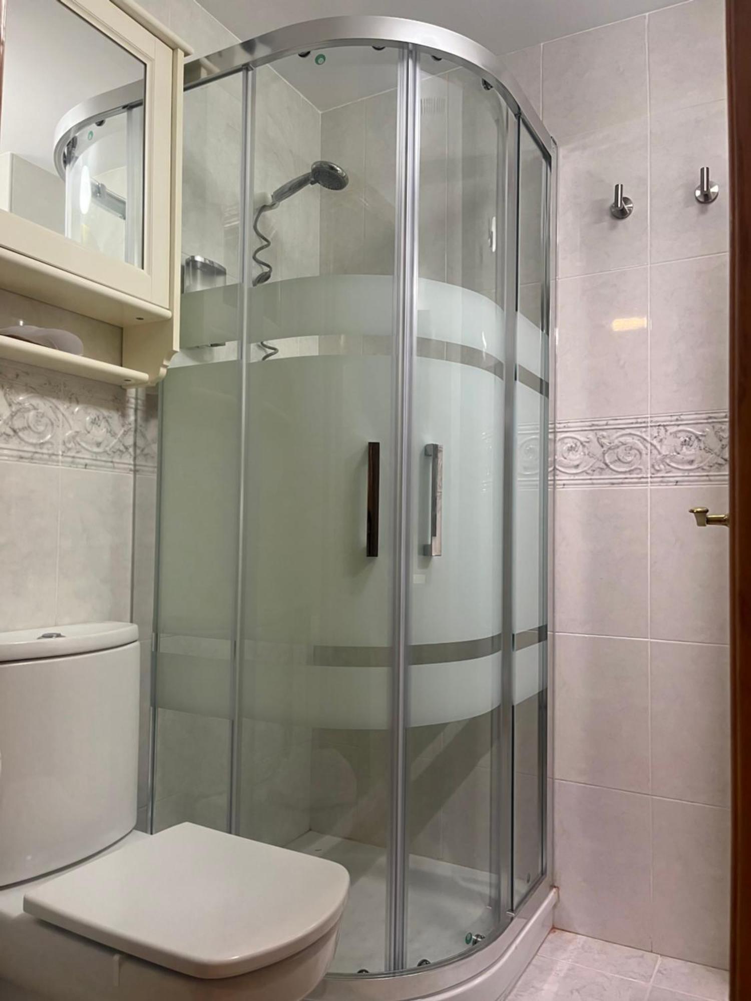 El Capricho De Bego Appartement Biescas  Buitenkant foto
